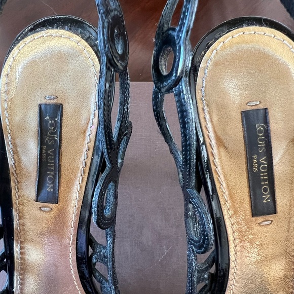 Louis Vuitton Heels - Picture 4 of 11